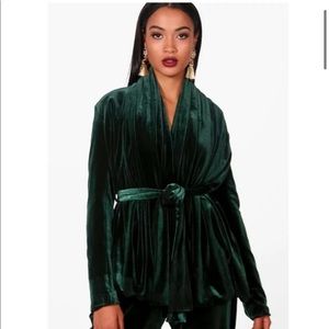Boohoo Velvet Wrap jacket w/tie sz 8
